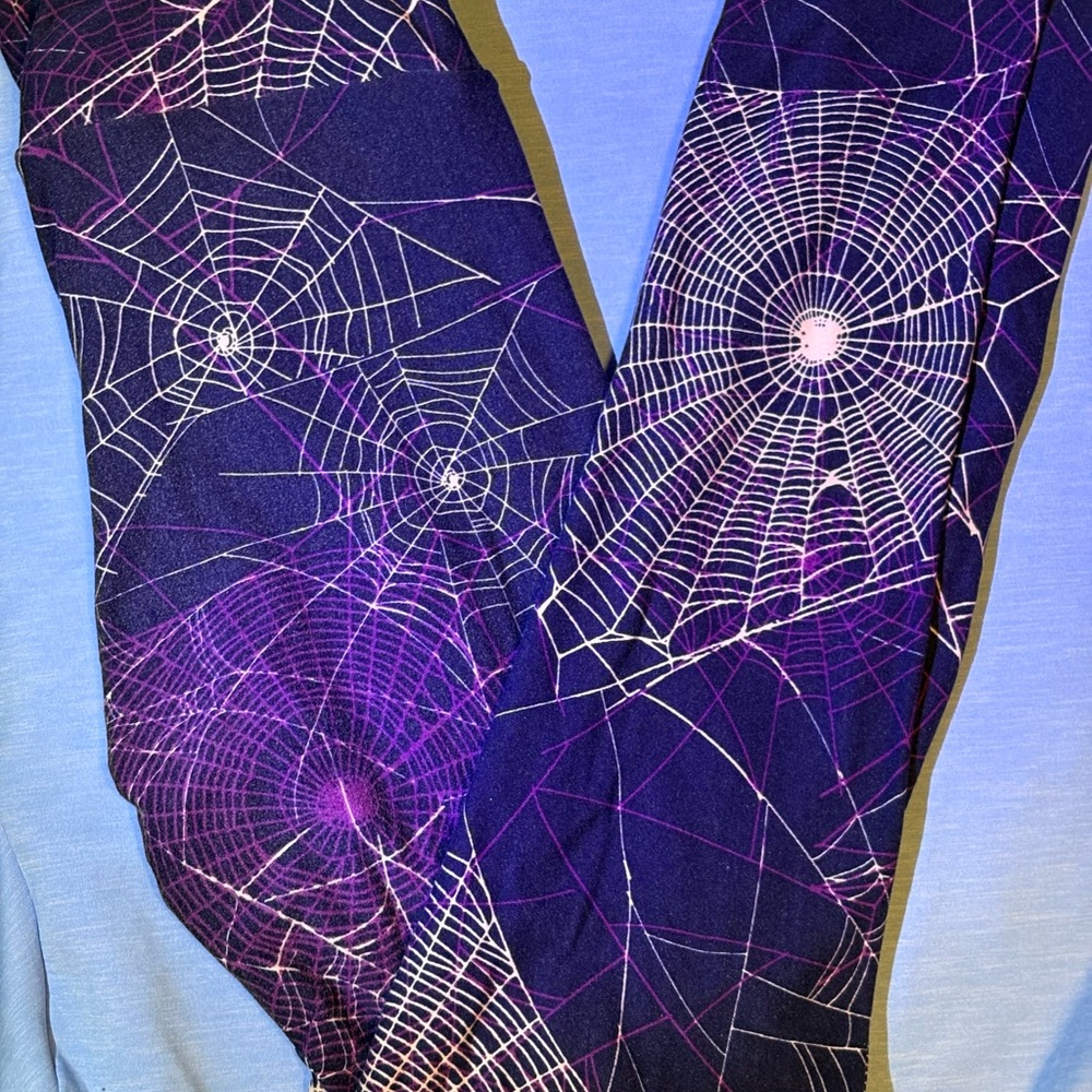 LuLaRoe Purple and White Web Leggings